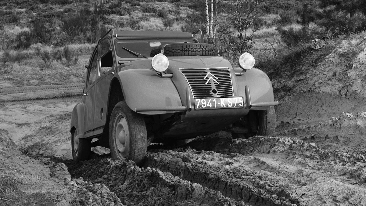 Citroen 2CV 4x4 Sahara