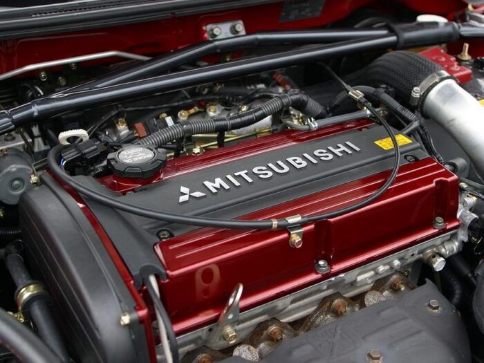 Mitsubishi 4G63 Engine